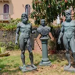 Guesthost - - Two Aparments Near The * Lido di Venezia