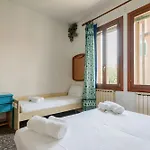 Guesthost - - Two Aparments Near The