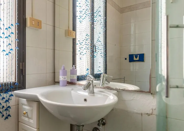 Lejlighed Guesthost - - Two Aparments Near The *