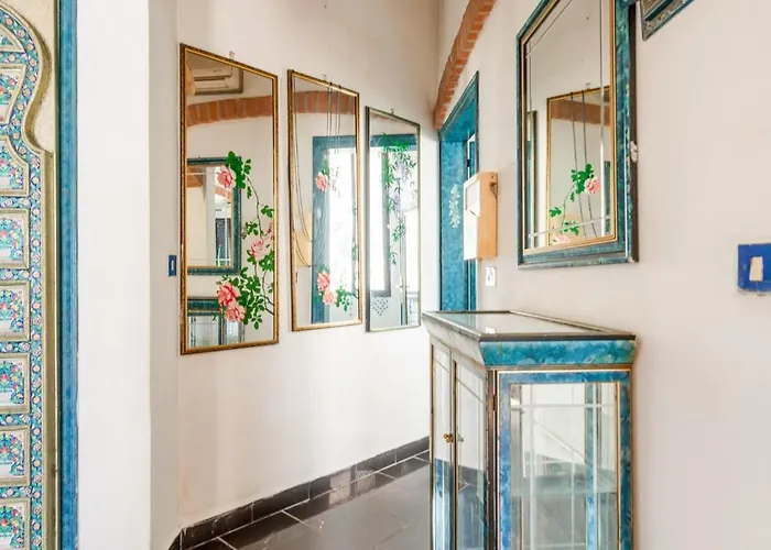 Guesthost - - Two Aparments Near The