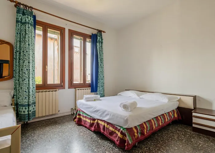 Lejlighed Guesthost - - Two Aparments Near The