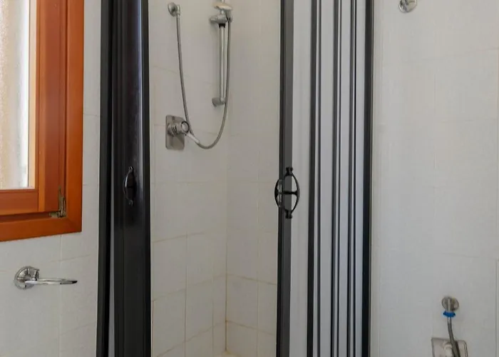 Lejlighed Guesthost - - Two Aparments Near The *